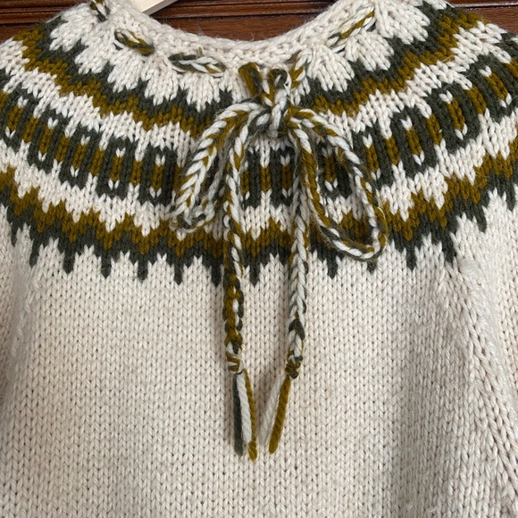 Vintage Hand Knit Chunky Wool
Fringe Poncho Sweater Hippie
Boho Cozy 60s70s - Picture 3 of 8